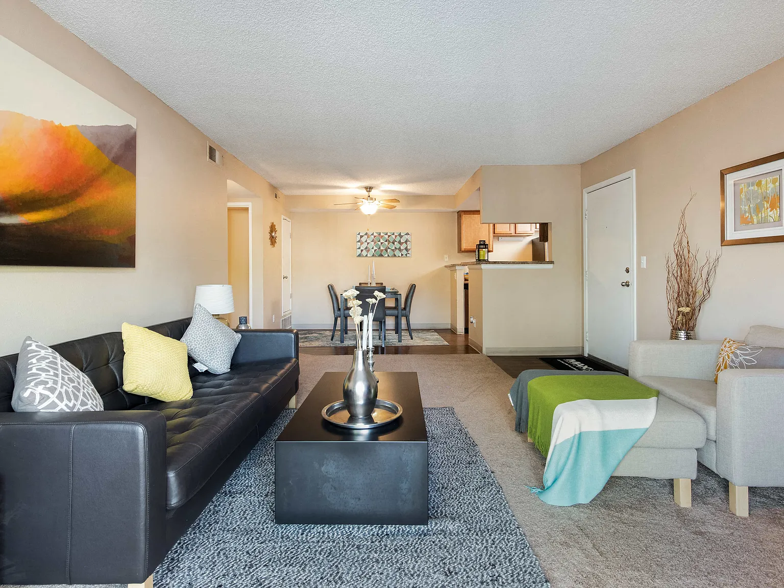 Oak Ridge Apartments — Photo 1