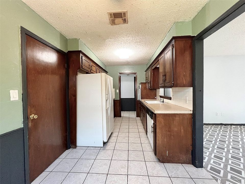 13 Dakota Dr, Shawnee, OK 74801 Zillow