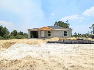 2906 E 12th St, Lehigh Acres, FL 33972