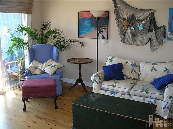 3rd image of 411 S Fourth Street #1