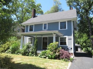 1624 Rydalmount Rd, Cleveland Heights, OH 44118