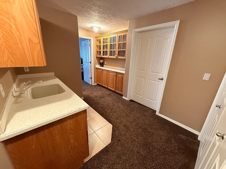 1090 E Fairway Dr — Photo 18