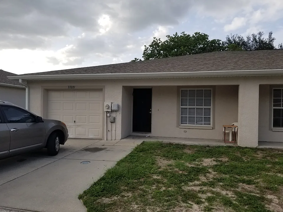 37221 Grassy Hill Ln