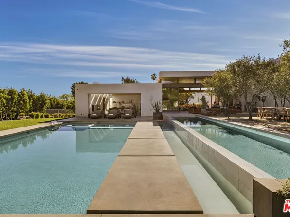 28837 Selfridge Dr, Malibu, CA 90265