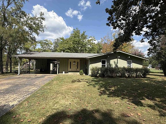 2nd image of 345 Smith Cir