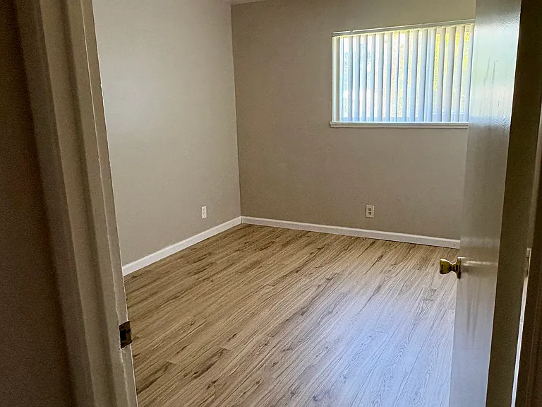 1725 Fillmore St #2 — Photo 11