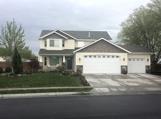 2004 NE 6th St, Hermiston, OR 97838