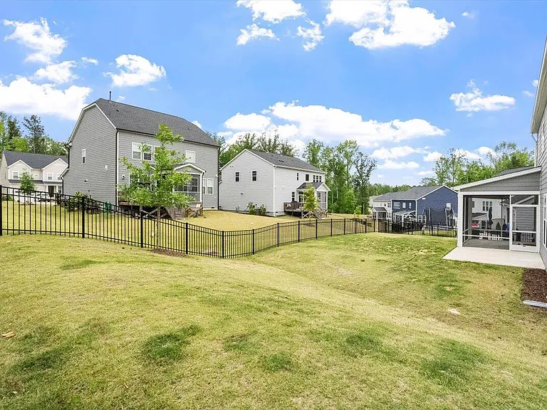 1829 Knights Crest Way — Photo 42