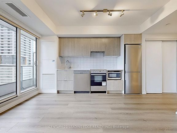 5th image of 395 Bloor St E #2109