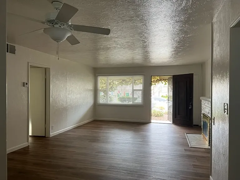 115 Terrace Dr — Photo 6