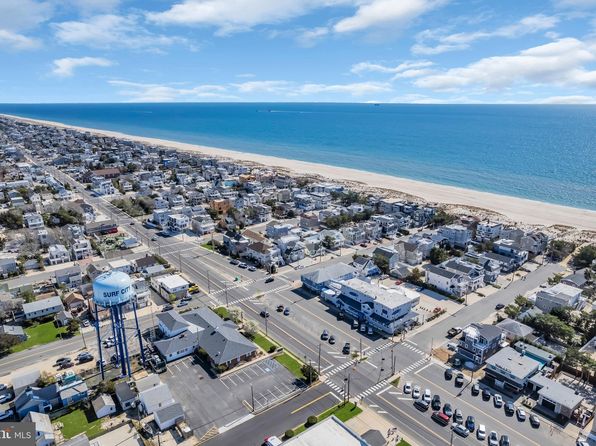 43 N 9th St, Surf City, NJ 08008