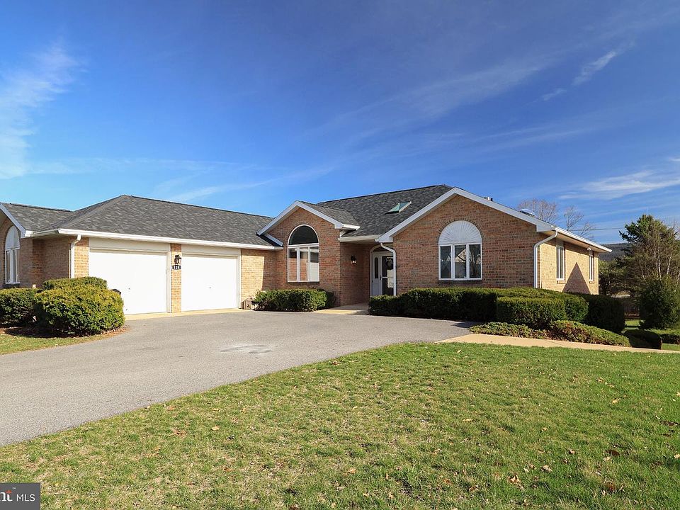 1st image of 128 Waypoint Cir