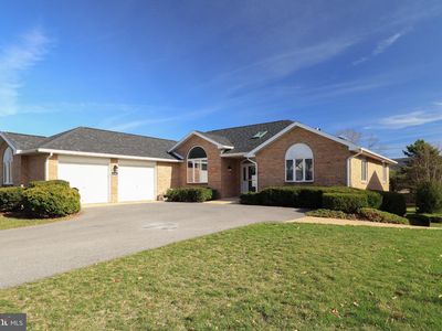 128 Waypoint Cir, State College, PA, 16801
