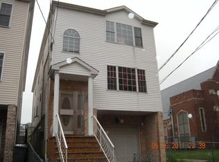 906 E Jersey St, Elizabeth, NJ 07201