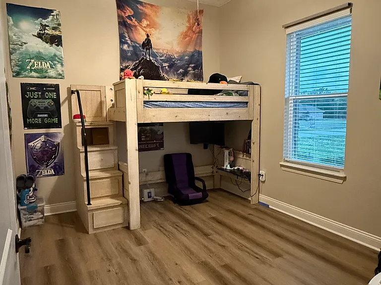 107 Liberty Dr — Photo 23