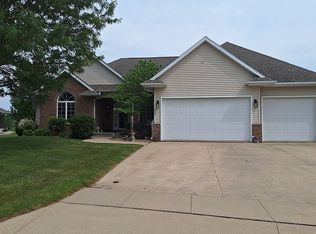 360 Birdie Ln, Dike, IA 50624