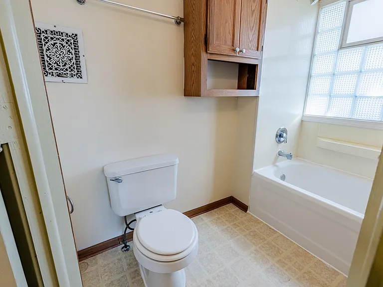 1745 E St #2 — Photo 13