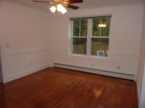2nd image of 795 Wakefield St