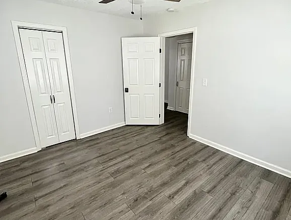 2120 Erie St #B — Photo 13