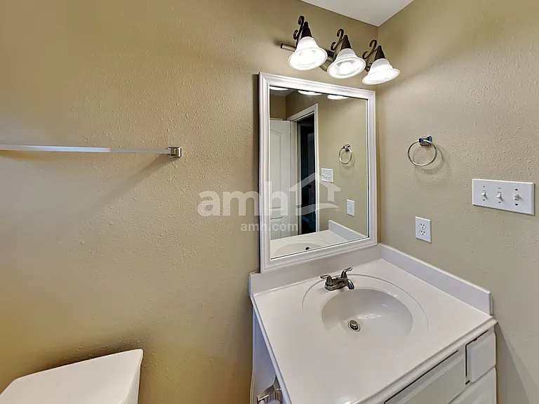 5718 Emerald Brook Ln — Photo 23