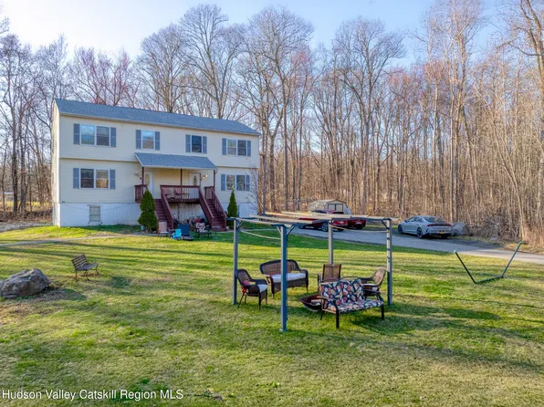27 Dandelion Lane, Wallkill, NY 12589