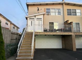 18 Bergen Blvd, Fairview, NJ 07022