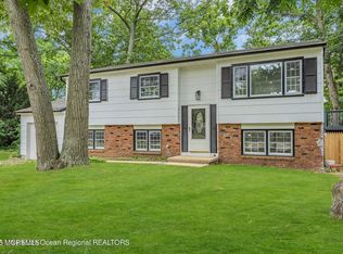 345 Dallas Dr, Toms River, NJ 08753