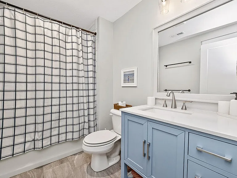 14301 Sheridan Ave — Photo 5
