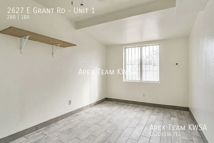 2627 E Grant Rd — Photo 4