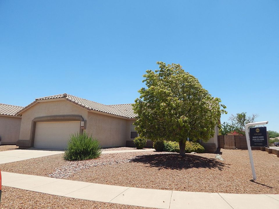 1st image of 8942 N Upper Bluffs Dr