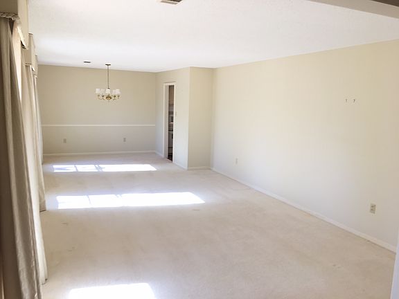 2nd image of 445 Shoshone Dr