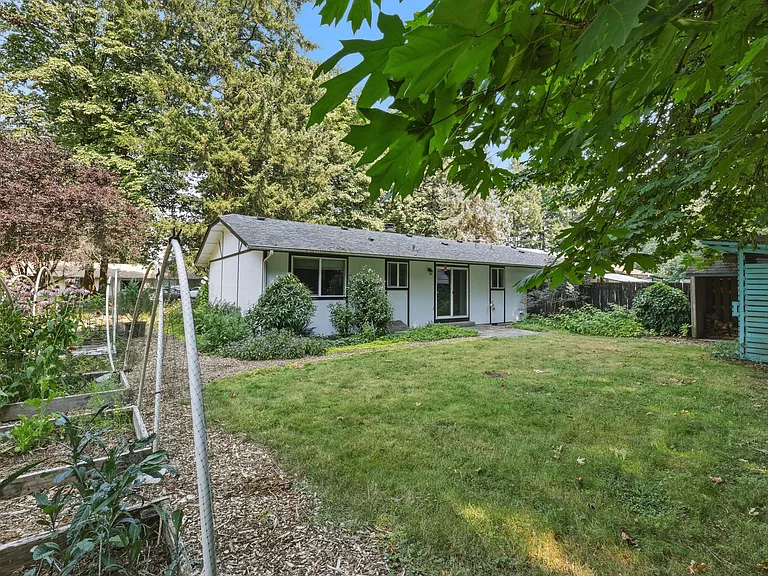 6626 Littlerock Rd SW #B — Photo 26