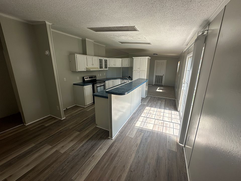 1st image of 544 Eisler Dr