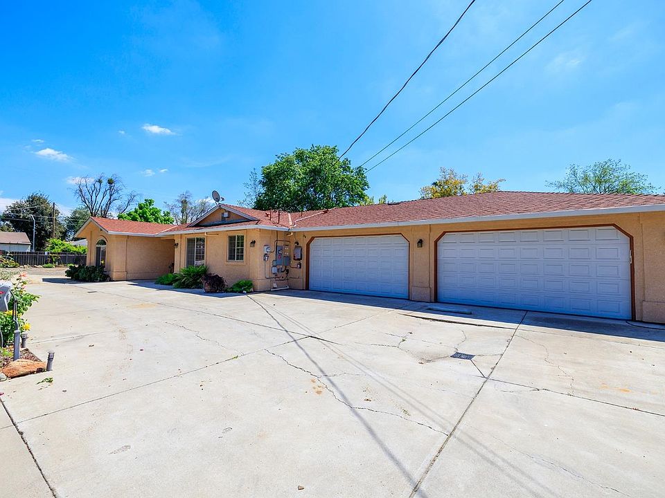 1st image of 1/2-134 Las Flores Ave