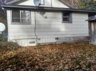 205 Sisson St, Mount Shasta, CA 96067