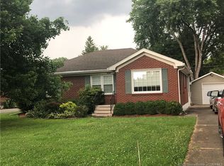 220 Forest Dr, Jeffersonville, IN 47130