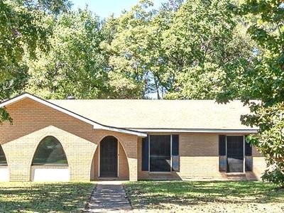 533 Stephen Cir, Alexandria, LA, 71303