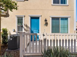 1079 W Clover Ave, Rialto, CA 92376