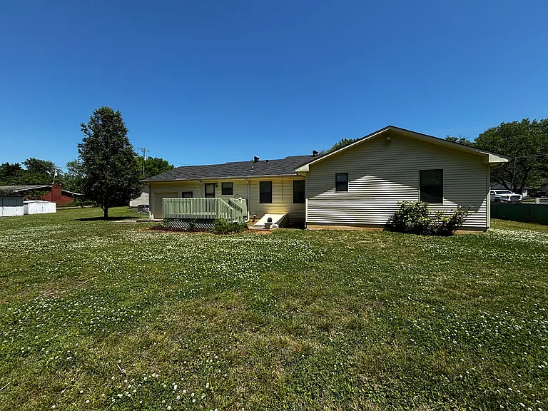 2519 Virginia Blvd NW — Photo 6