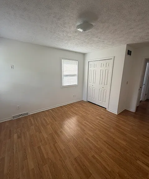 1542 Blossom St SE — Photo 11