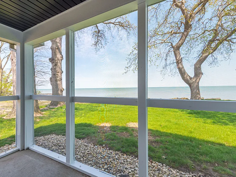 3844 Edgewater Blvd — Photo 24