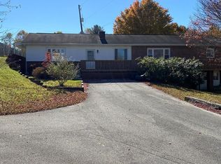 5826 Athens Rd, Athens, WV 24712