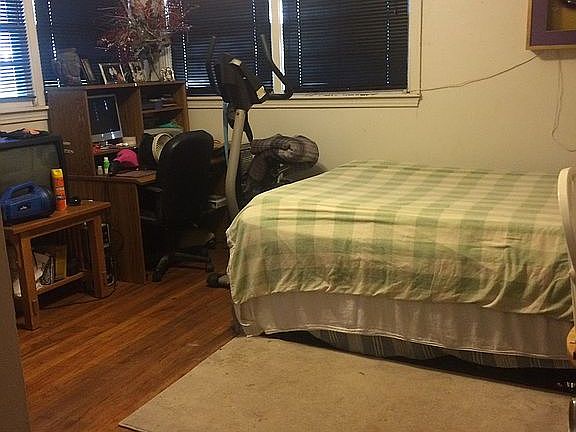 Fixer upper or starter home!