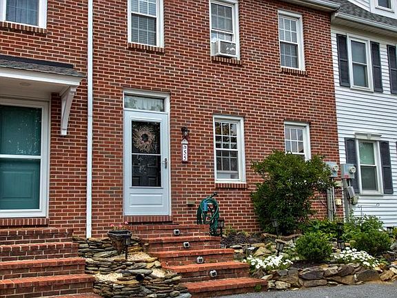 3rd image of 55 Hilldale Dr