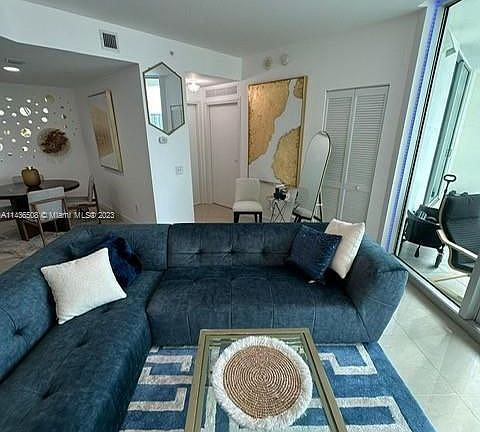 5th image of 300 S Biscayne Blvd #T-3305