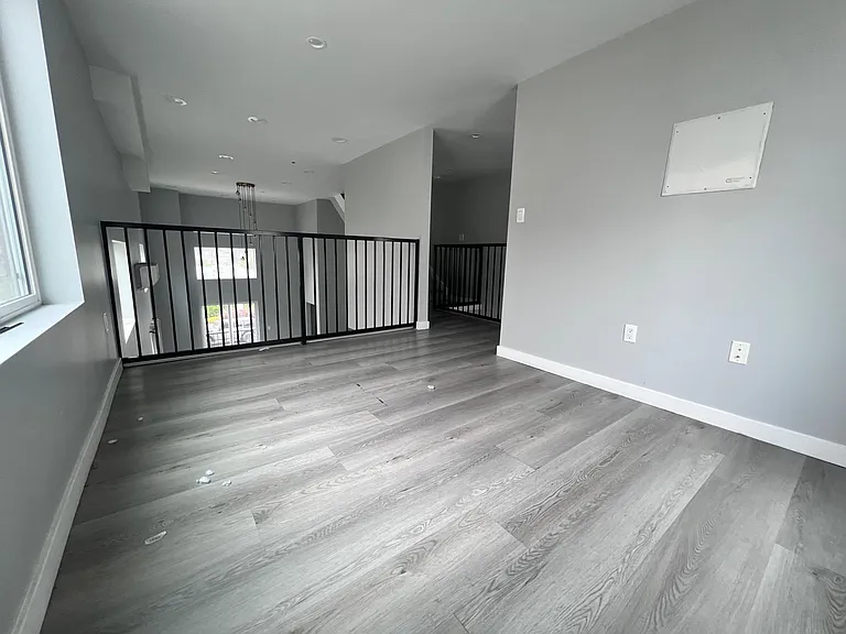 11344 Hatteras St #B12 — Photo 43