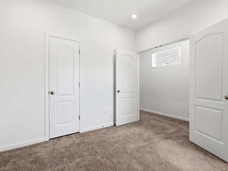 6029 Bluecrest Dr — Photo 10