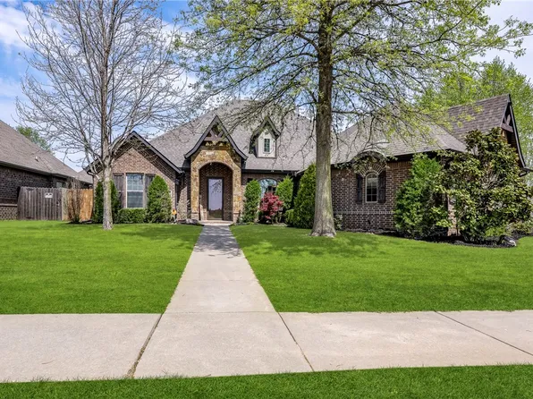 3000 SW Mahogany Ave, Bentonville, AR 72713