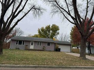 502 1st Ave SE, Mapleton, MN 56065