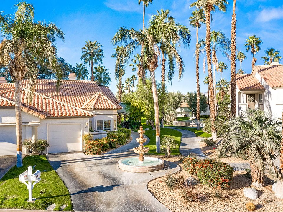 2nd image of 104 Desert Falls Dr E